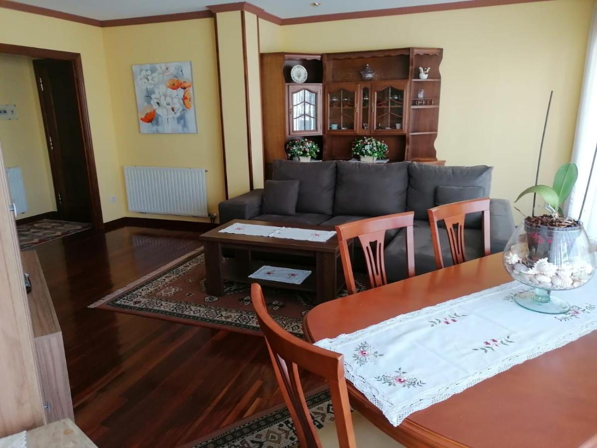Апартаменты Piso As Camelias Понтеведра Экстерьер фото
